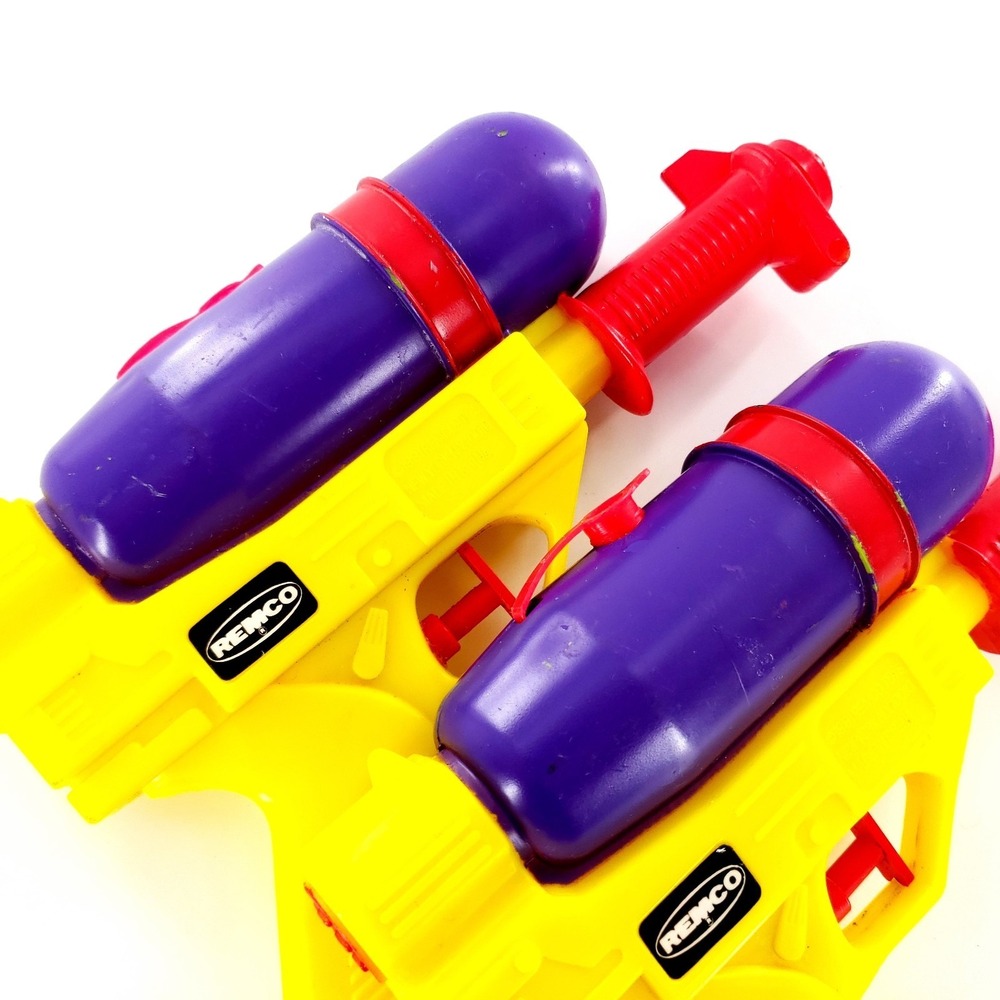 Vintage Remco Aqua Shooters 25 Superload Water Toy Gun Lot Of 5 - Picture 8 of 11